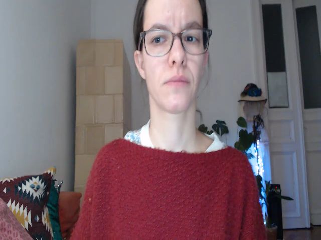 Live sex webcam photo for PetitePinkie #271140040