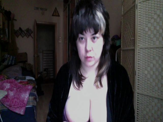 Live sex webcam photo for Aurora_sleep #271130280