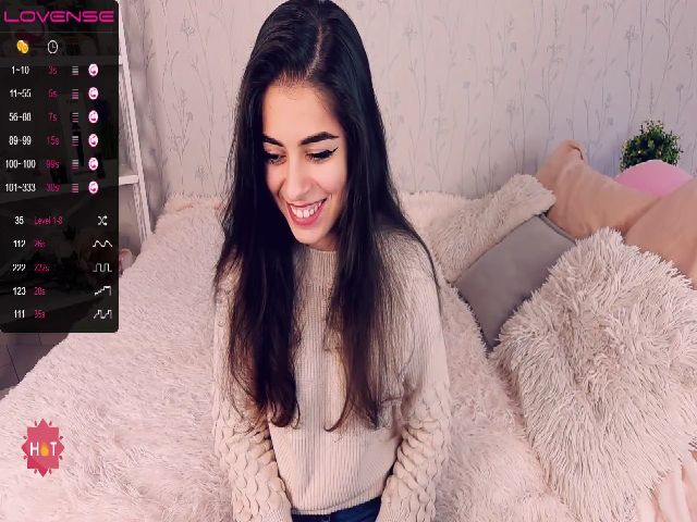 Live sex webcam photo for GoldBabyy #271129960