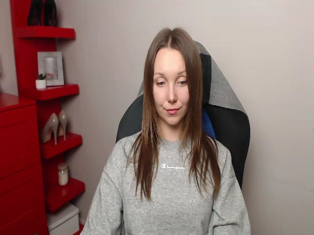 Live sex webcam photo for Little_ZOE #271131564