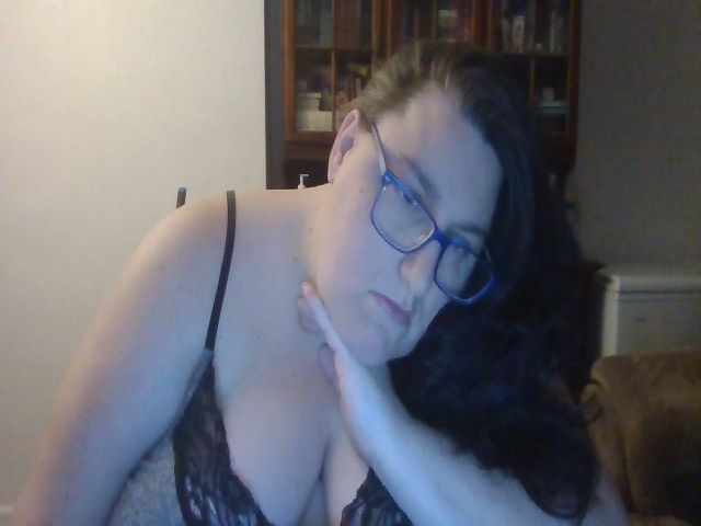 Live sex webcam photo for metalchick420 #271127374