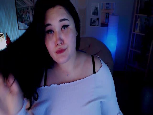 Live sex webcam photo for EsmiraWaild #271139534