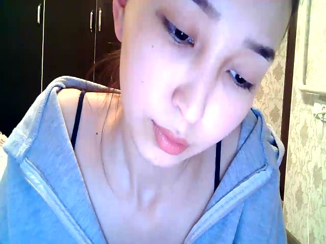 Live sex webcam photo for MissMolly____ #271125564