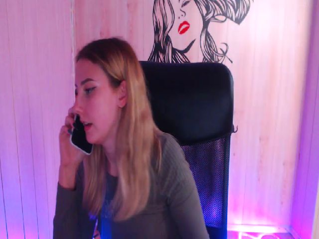 Live sex webcam photo for ModestBlonde #271134074