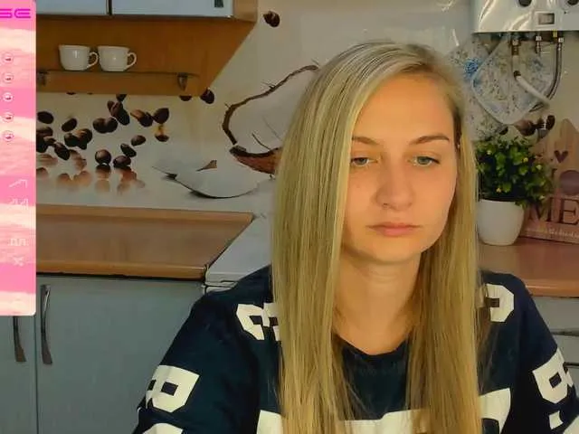 Live sex webcam photo for RitaMay #271129133