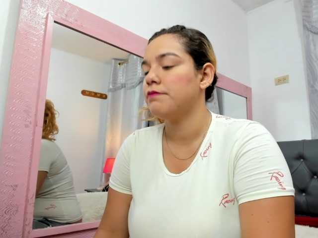 Live sex webcam photo for MeganCoppiano #271132652