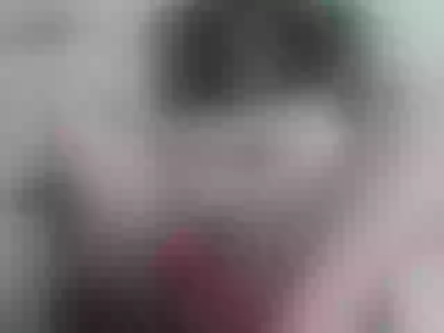 Live sex webcam photo for RinChan3 #271125975
