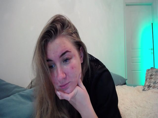 Live sex webcam photo for VickyBaezz #271133632