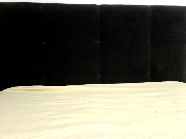 Live sex webcam photo for ClaudiaSexxyy #271139674