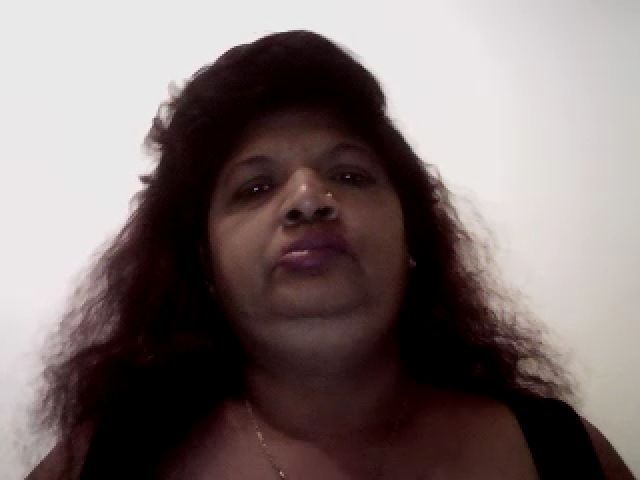 Live sex webcam photo for Indianbarbie3 #271137302