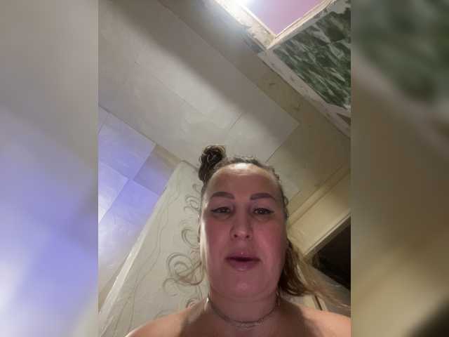 Live sex webcam photo for ShySexyBaby #271135820