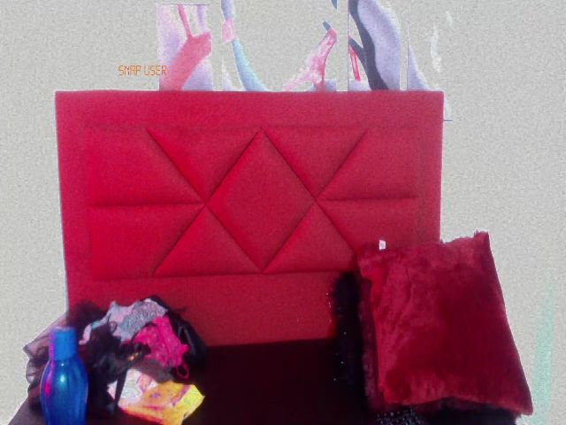 Live sex webcam photo for Emma_18x #271137704