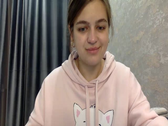 Live sex webcam photo for Princess_Ly2 #271126795