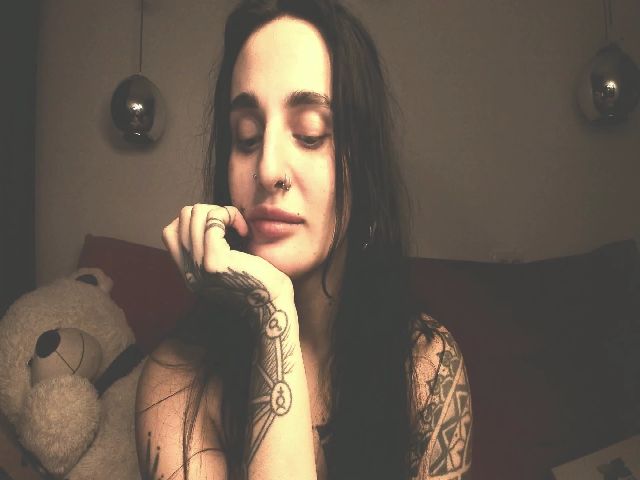 Live sex webcam photo for LeonaSabbath #271127268