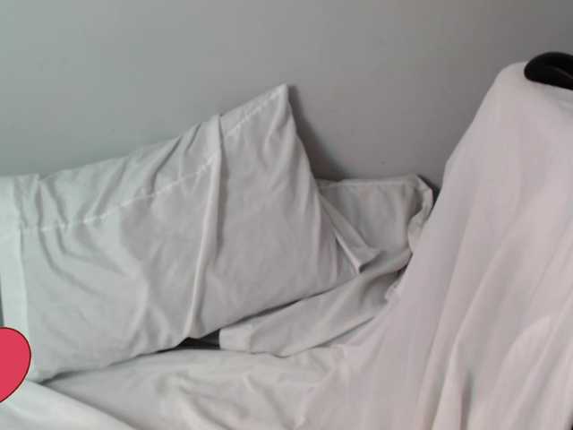 Live sex webcam photo for Purple-Vex #271135736