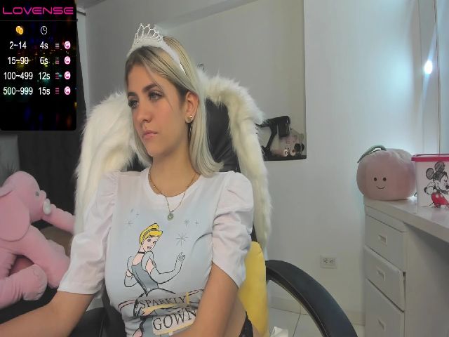 Live sex webcam photo for Sofia_Noguera #271130852
