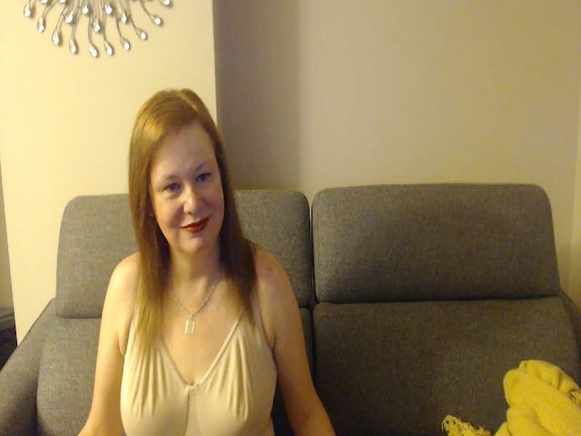 Live sex webcam photo for MissTittyland #271127699