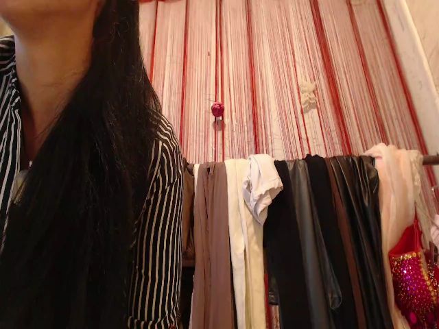 Live sex webcam photo for HOT_ALIAN #271134272