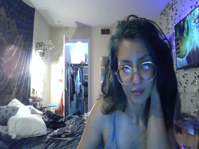 Live sex webcam photo for Skylerm00n #271130028