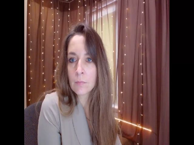 Live sex webcam photo for MilliKristal #271130788