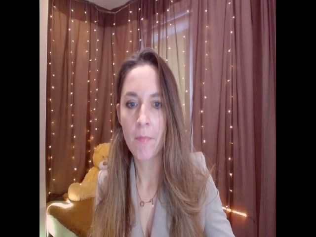 Live sex webcam photo for MilliKristal #271131225