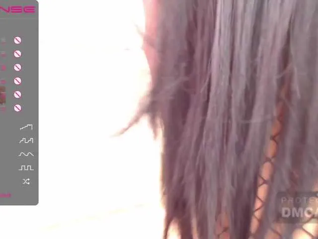 Live sex webcam photo for Opheliaxs #271140292