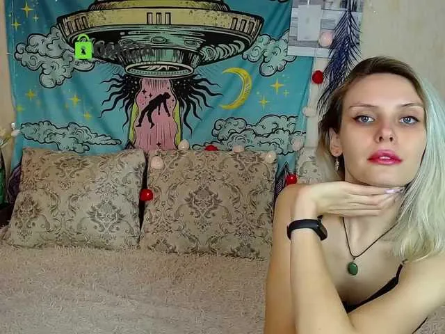 Live sex webcam photo for gloriawoo #271153465