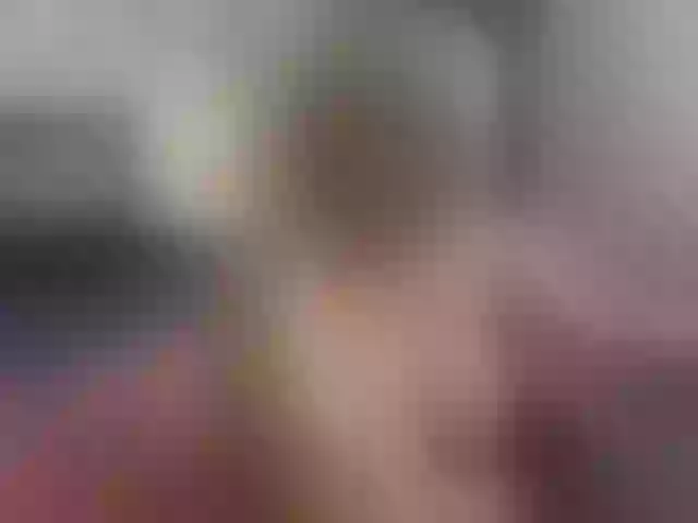 Live sex webcam photo for come2mom #271148695