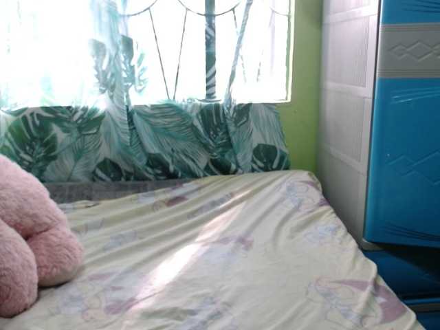 Live sex webcam photo for Angelabalboa #271145197