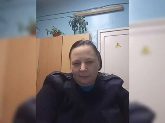 Live sex webcam photo for RealWitch #271145227