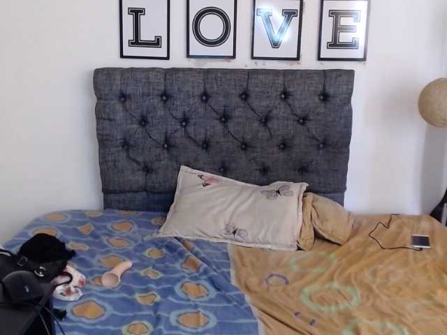 Live sex webcam photo for tiffa1hot #271153979