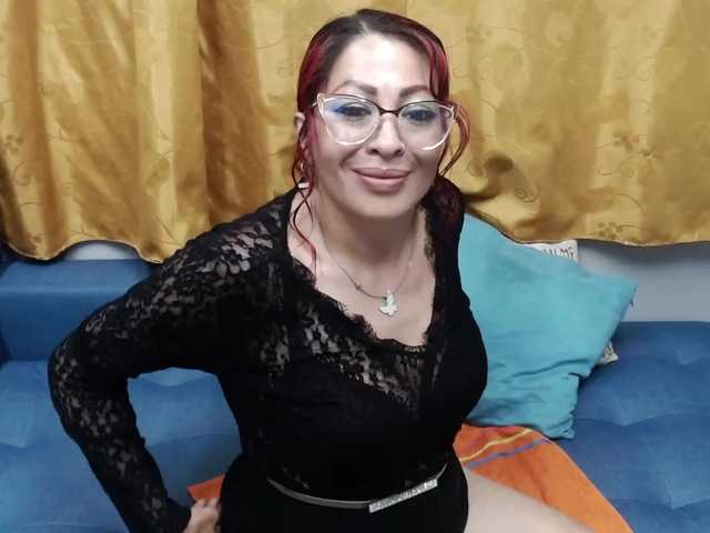 Live sex webcam photo for miranda-spark #271141328