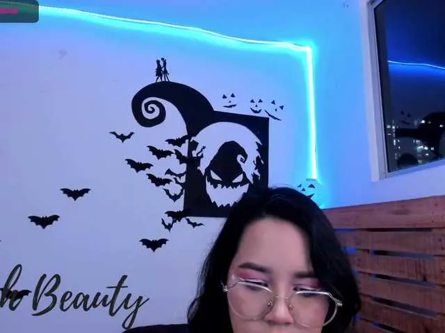 Live sex webcam photo for Noah-Beauty #271141136