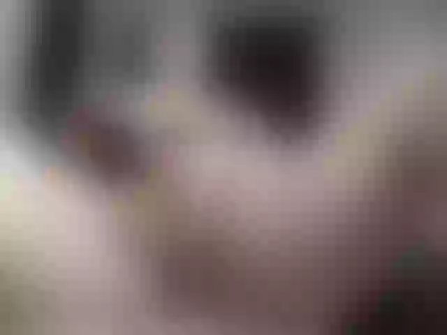 Live sex webcam photo for Liligold2 #271140850