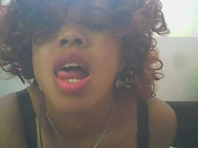 Live sex webcam photo for jojosquirt #271145430