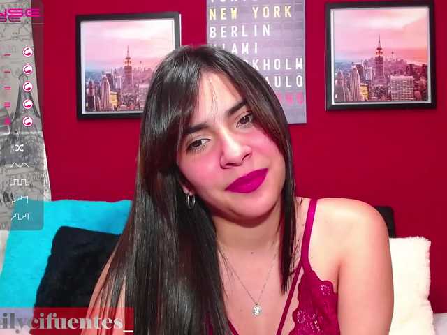 Live sex webcam photo for TOKYO-DOLL #271141417