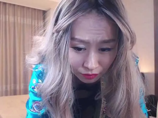 Live sex webcam photo for LiuSeon #271152983