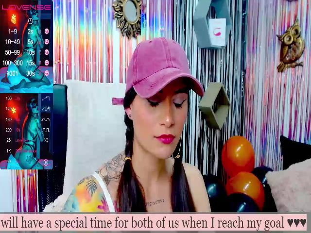 Live sex webcam photo for Avaa22_ #271155518