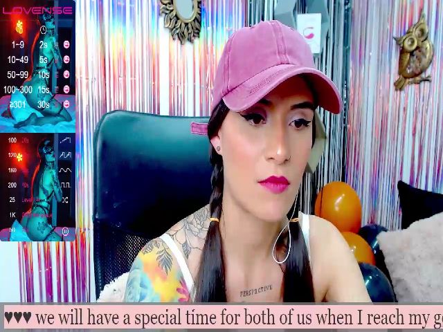 Live sex webcam photo for Avaa22_ #271155724