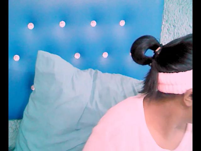 Live sex webcam photo for Indianpride #271143738