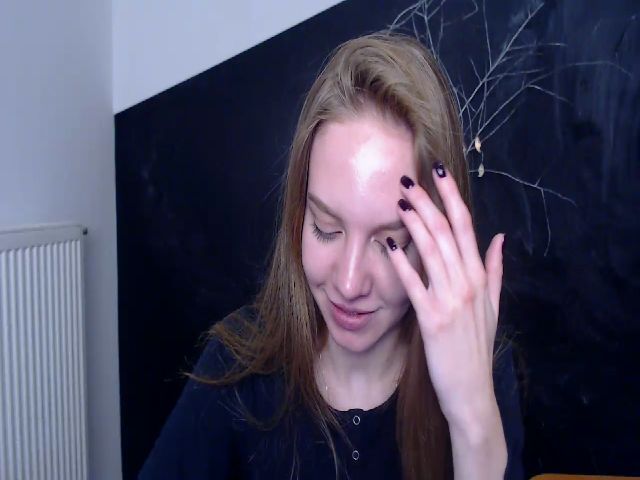 Live sex webcam photo for HappySecret_ #271157213