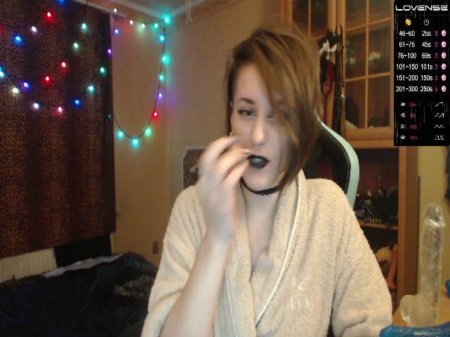 Live sex webcam photo for JollyMolly #271155353