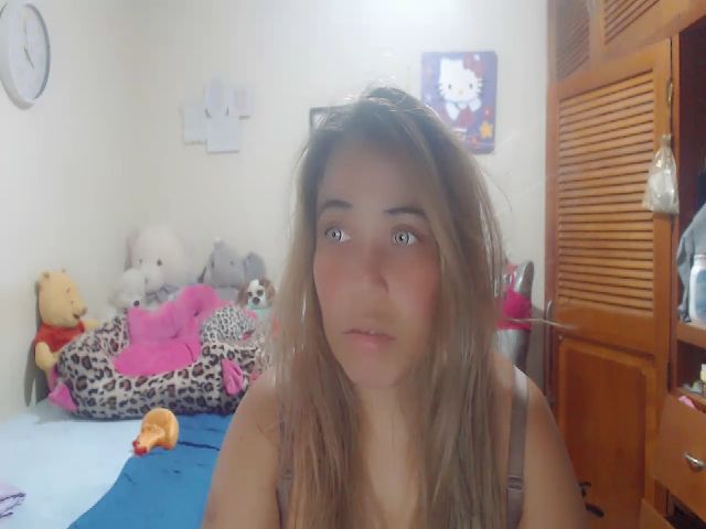 Live sex webcam photo for Meganhill_ #271155444