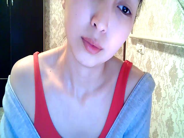 Live sex webcam photo for MissMolly____ #271140176