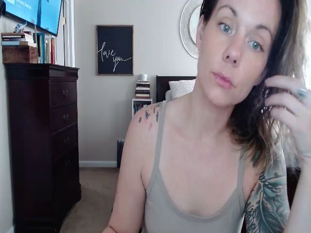 Live sex webcam photo for AvaWynn #271151623