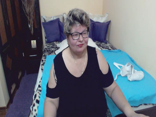Live sex webcam photo for xSweetKarina #271149868
