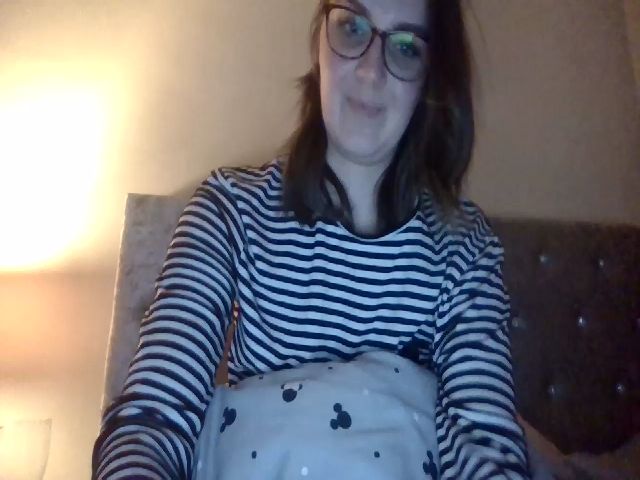 Live sex webcam photo for Scarlettfoxuk #271155090