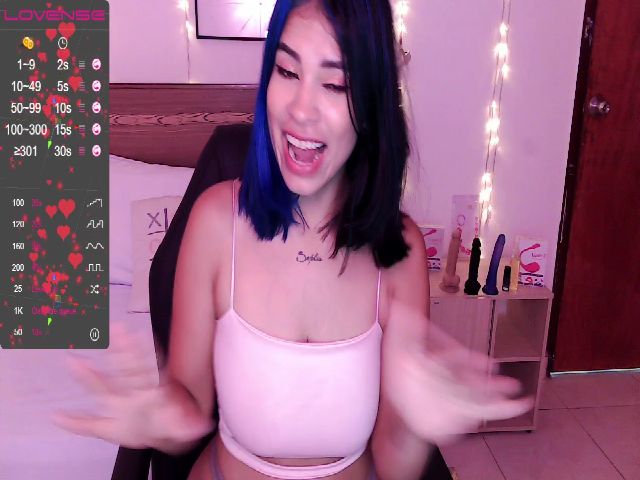 Live sex webcam photo for Anny_20_ #271143099