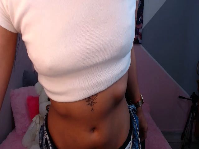 Live sex webcam photo for Sweetcandy___ #271144009