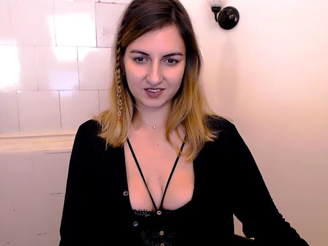 Live sex webcam photo for Rachel_Moul #271150598